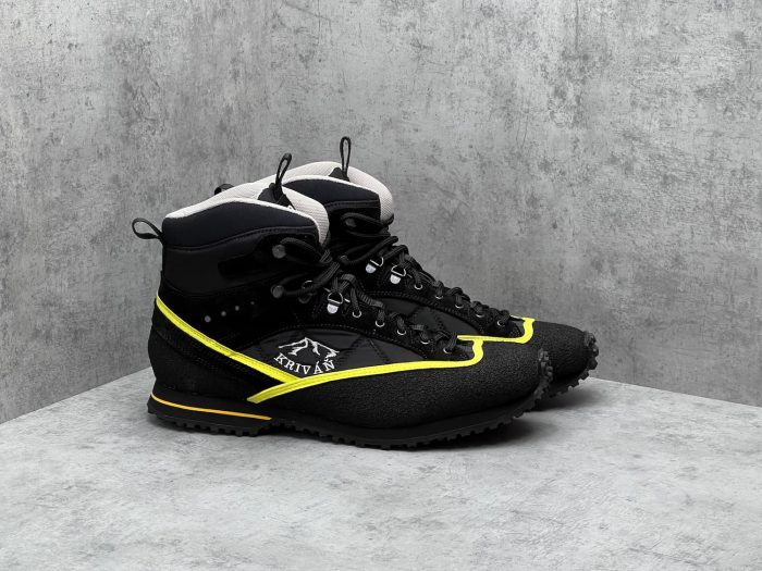 Kriváň Black – Obrázok 2